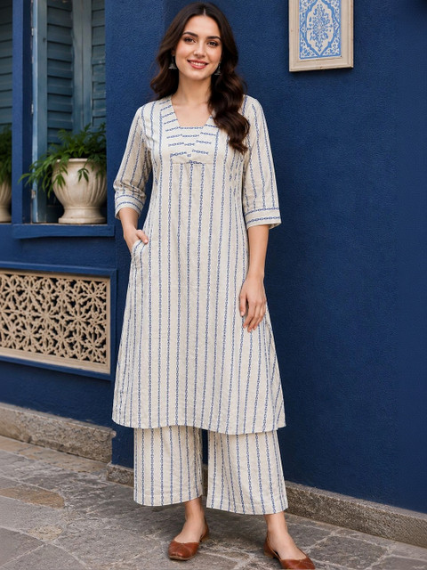 NEW ETHNIC 4 YOU Women Printed Regular Pure Cotton Kurta with Palazzos