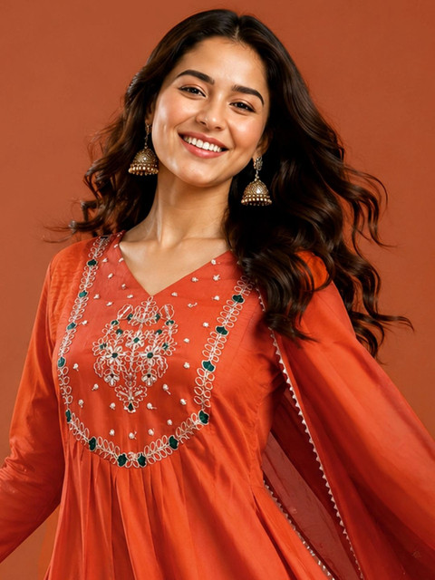 SHADOW & SAINING Women Ethnic Motifs Embroidered Empire Thread Work Kurta with Trousers & With Dupatta - Image 4