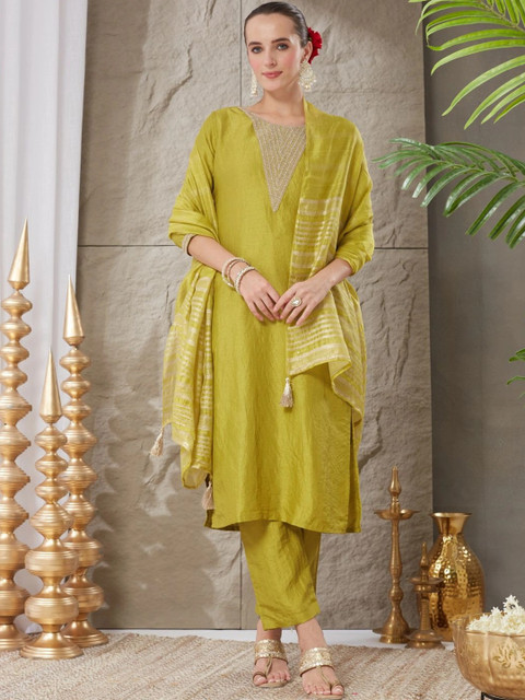 Excessive Women Ethnic Motifs Embroidered Regular Thread Work Kurta with Trousers & With Dupatta