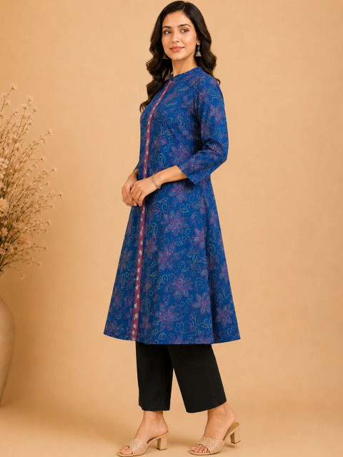 Araaha Women Floral Printed Indie Prints Kurta - Image 4
