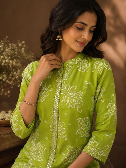 Araaha Women Bandhani Printed Mirror Work Kurta - Image 5