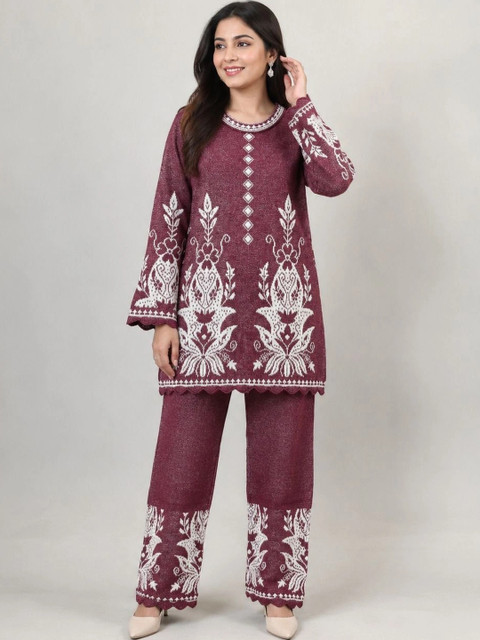 MAGKNIT Embroidered Tunic with Trousers