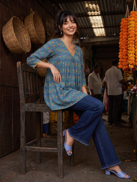 fusion by glitchez V-Neck Floral Printed Pure Cotton Fit & Flare Kurta - Image 6