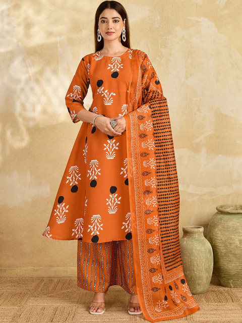 Chhipa Prints Women Floral Printed Empire Kurta with Trousers & With Dupatta
