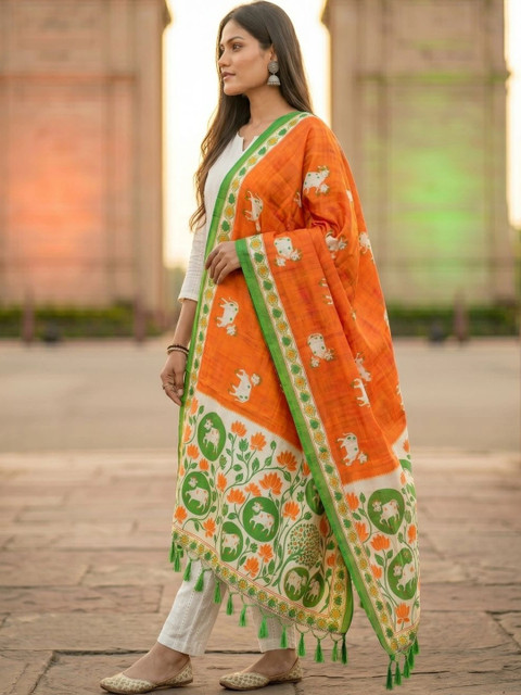 Varanga Ethnic Motifs Printed Block Print Dupatta - Image 5