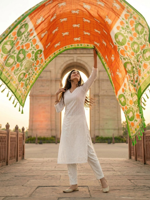 Varanga Ethnic Motifs Printed Block Print Dupatta - Image 2