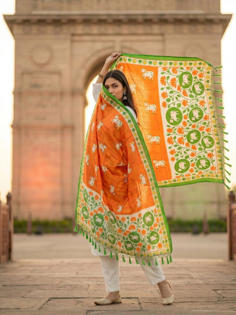 Varanga Ethnic Motifs Printed Block Print Dupatta - Image 3