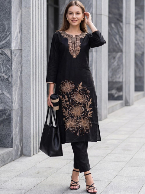 Indo Era Women Ethnic Motifs Embroidered Thread Work Kurta - Image 5