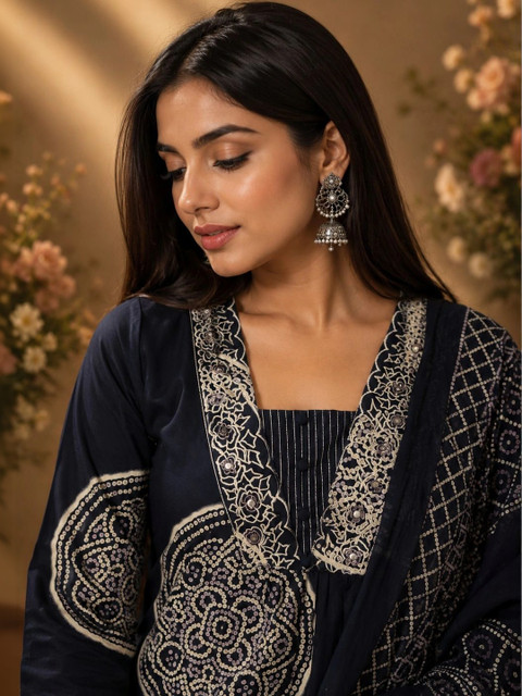 Araaha Women Ethnic Motifs Printed Regular Pure Cotton Kurta with Palazzos & With Dupatta - Image 5