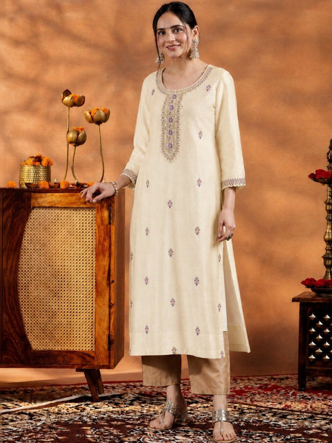 CREATIVE KORNER Women Embroidered Thread Work Kurta - Image 5