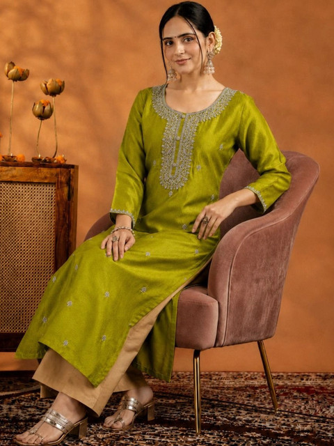 CREATIVE KORNER Women Ethnic Motifs Embroidered Thread Work Kurta - Image 3