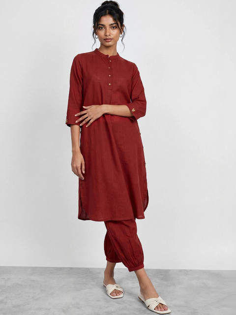 Melange by Lifestyle Women Regular Thread Work Pure Cotton Kurta with Harem Pants - Image 3