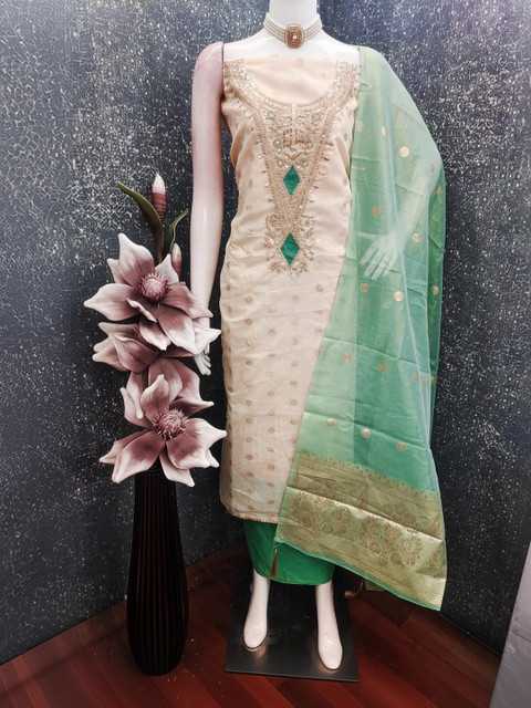 HERE&NOW Embroidered Unstitched Dress Material - Image 5