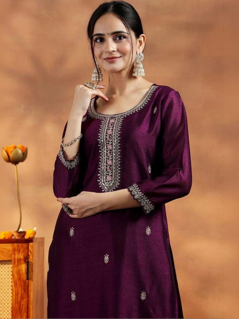 CREATIVE KORNER Women Embellished Thread Work Kurta - Image 2