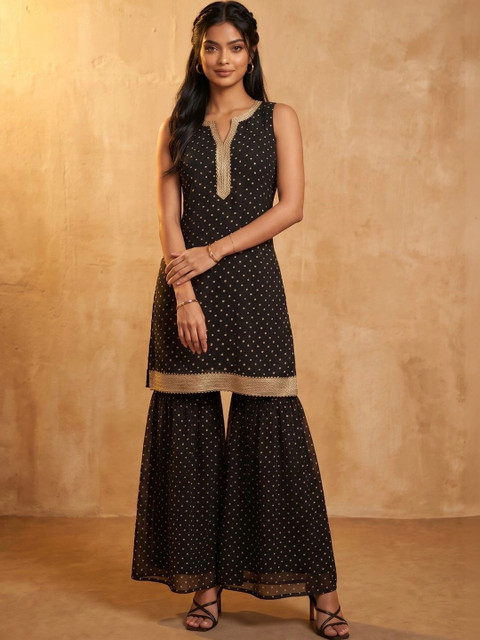 KINDA DESI Women Ethnic Motifs Printed Regular Gotta Patti Kurta with Sharara