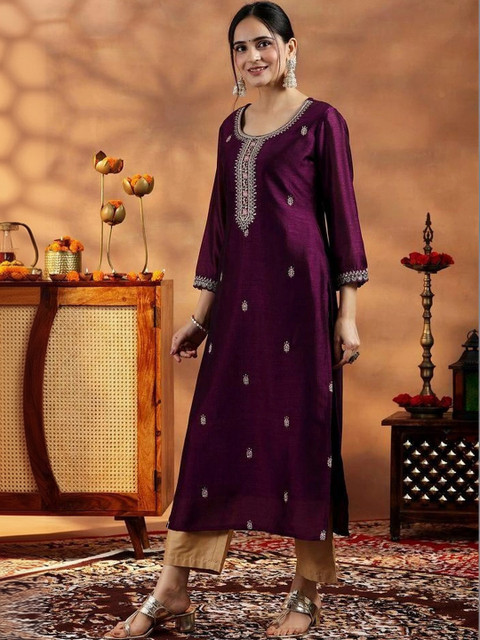 CREATIVE KORNER Women Embellished Thread Work Kurta - Image 4