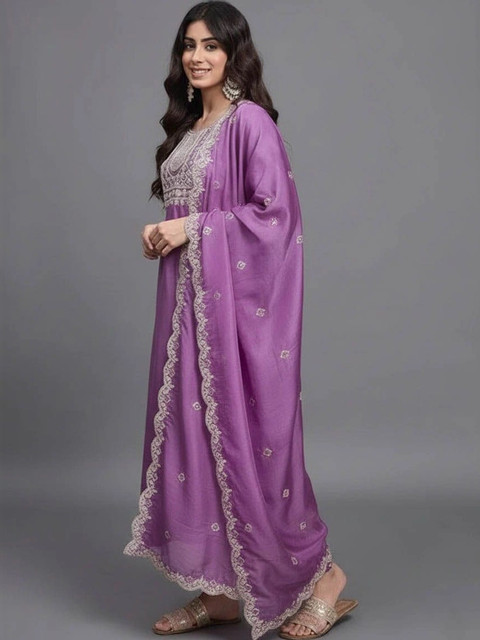 QENY Ethnic Motifs Embroidered Regular Thread Work Kurta with Trousers & With Dupatta - Image 3