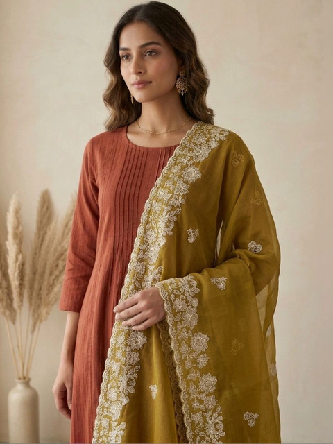 Komurr Embroidered Organza Dupatta with Thread Work - Image 2