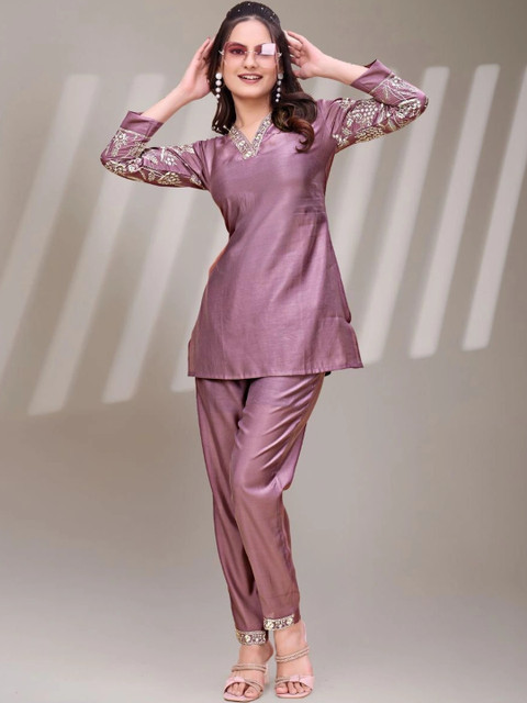 BNF Embroidered Tunic with Trousers