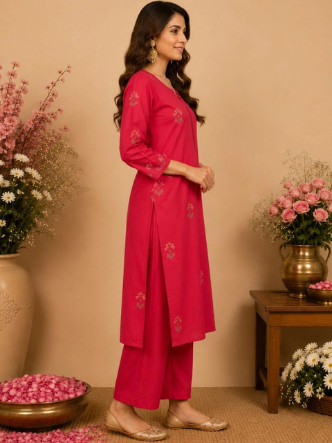 Araaha Women Floral Embroidered Regular Thread Work Pure Cotton Kurta with Trousers & With Dupatta
