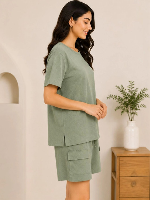 DEVATVAM Indigo Solid T-shirt with Shorts - Image 3