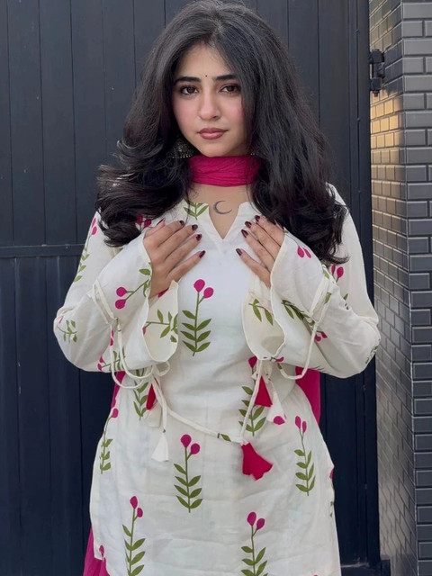 Moda Rapido Women Floral Printed Regular Kurta with Palazzos & With Dupatta - Image 3