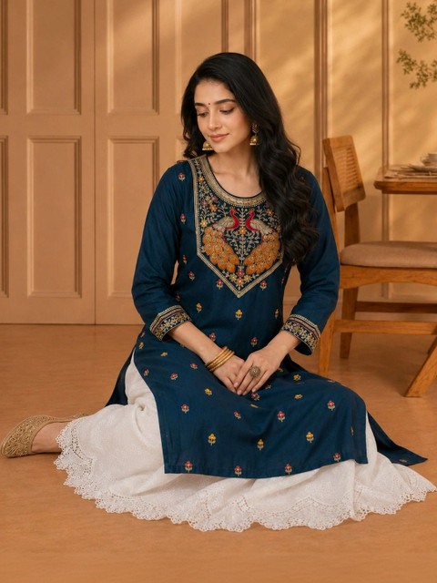 rarethread Women Embroidered Thread Work Kurta - Image 4