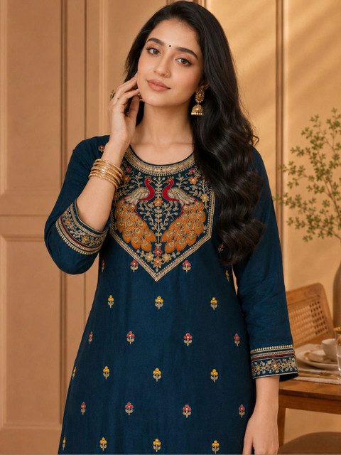 rarethread Women Embroidered Thread Work Kurta - Image 3