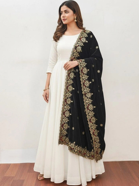 tathastufab Ethnic Motifs Embroidered Velvet Dupatta with Thread Work