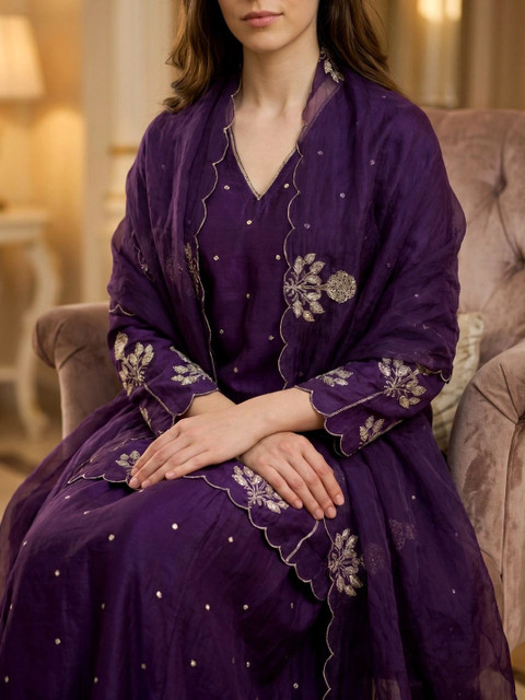 Sangria Women Ethnic Motifs Embroidered Regular Pure Silk Kurta with Palazzos & With Dupatta - Image 4