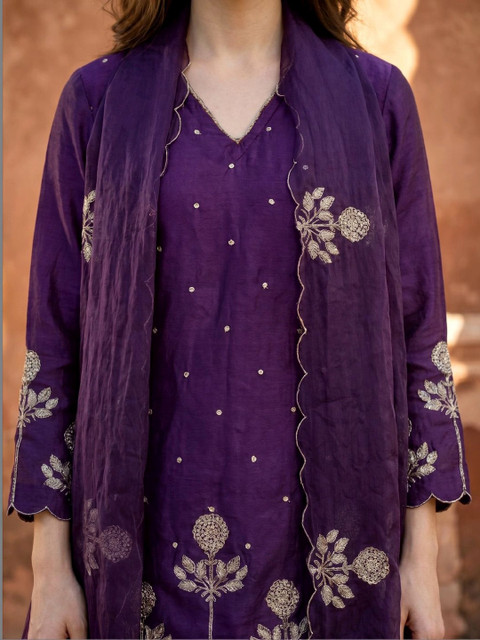 Sangria Women Ethnic Motifs Embroidered Regular Pure Silk Kurta with Palazzos & With Dupatta - Image 5