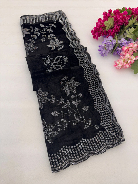 tathastufab Velvet Dupatta with Beads and Stones - Image 3