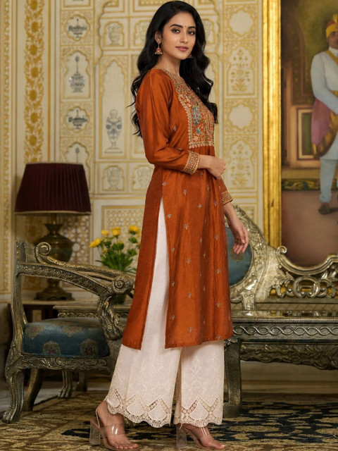 rarethread Women Ethnic Motifs Embroidered Thread Work Grandeur & Majestic Artwork Kurta - Image 6