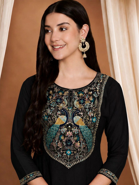 FORKEY Women Ethnic Motifs Embroidered Thread Work Kurta - Image 3