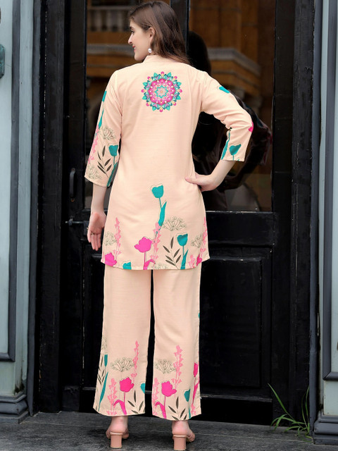 Laasika Floral Printed Tunic with Palazzos - Image 2