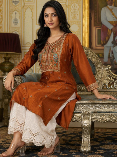 rarethread Women Ethnic Motifs Embroidered Thread Work Grandeur & Majestic Artwork Kurta - Image 5