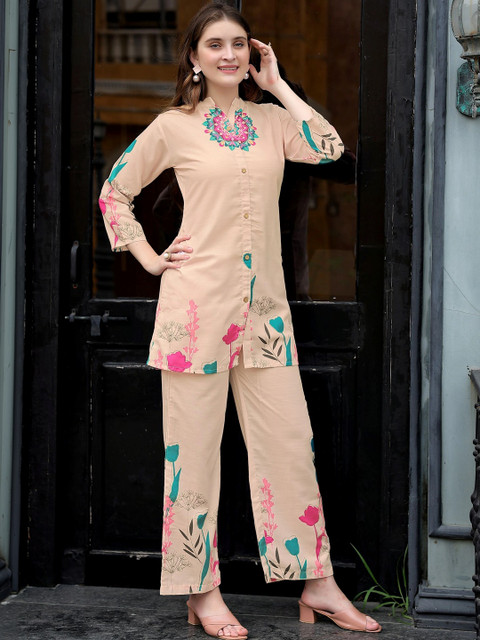 Laasika Floral Printed Tunic with Palazzos - Image 4