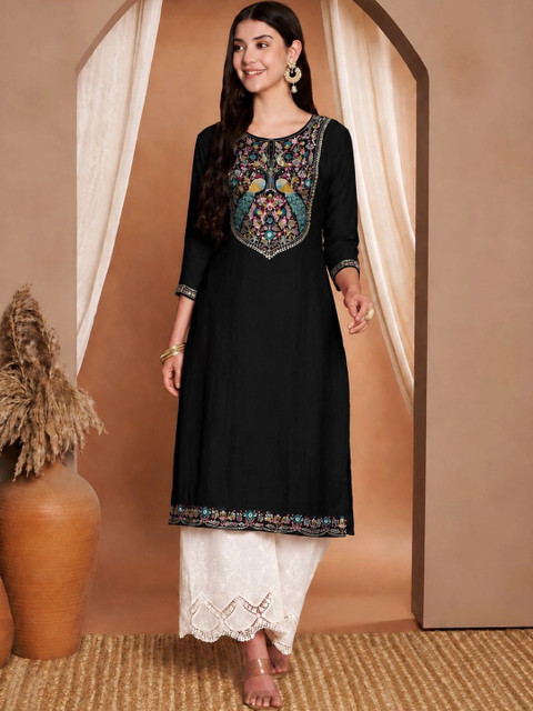 FORKEY Women Ethnic Motifs Embroidered Thread Work Kurta