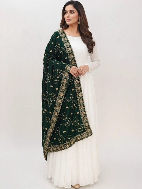 Kinjhit Fashion Ethnic Motifs Embroidered Velvet Dupatta with Zari