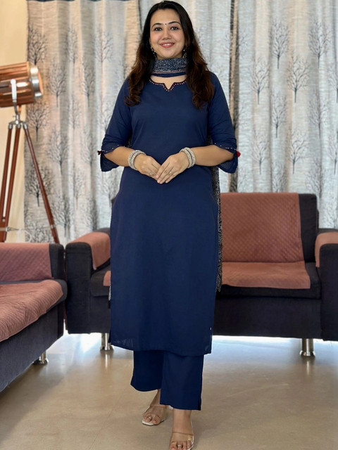 GoSriKi Women Regular Kurta with Palazzos & With Dupatta - Image 2