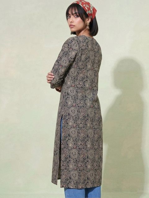 AADVIKA Women Paisley Printed Kurta - Image 2