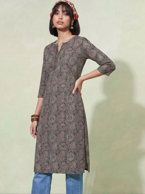 AADVIKA Women Paisley Printed Kurta