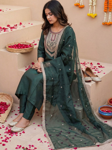 Indo Era Women Ethnic Motifs Embroidered Regular Thread Work Liva Kurta with Trousers & With Dupatta