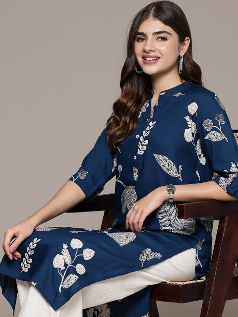 Cayman Floral Printed Mandarin Collar Straight Kurta