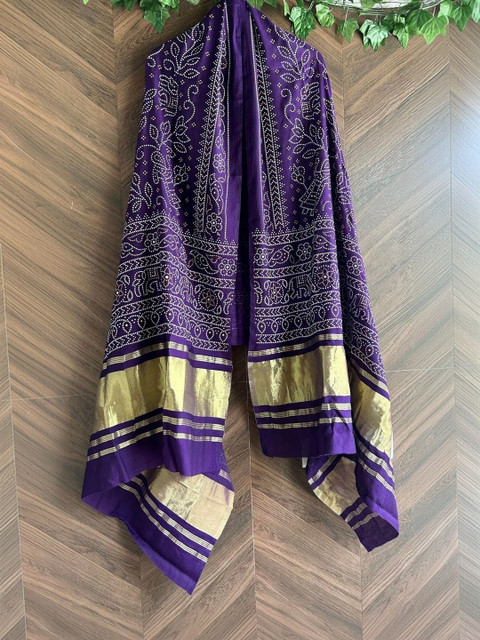 Drape Essence Printed Dupatta - Image 4