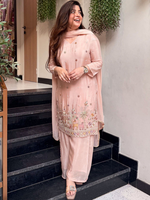 HERE&NOW Women Ethnic Motifs Embroidered Regular Thread Work Kurta with Palazzos & With Dupatta - Image 2