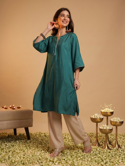Sangria Women Thread Work and Sequin Detail Flared Sleeves Republic Day Republic Day Kurta