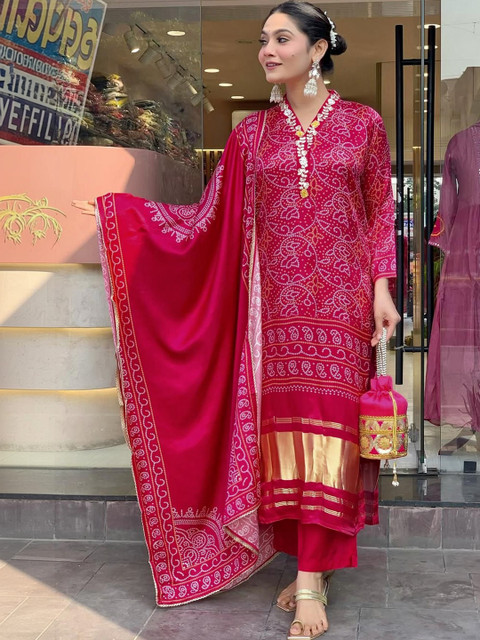 HERE&NOW Women Bandhani Printed Regular Kurta with Trousers & With Dupatta