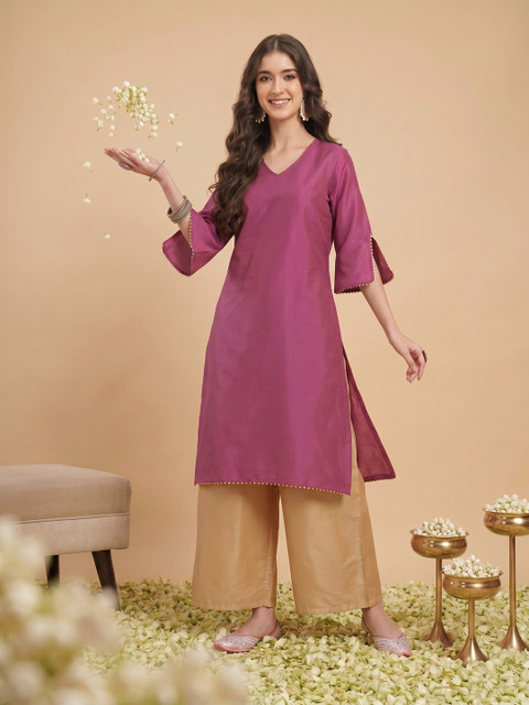 Sangria Gotta Patti Detail V-Neck Slit Sleeves Festive Straight Kurta