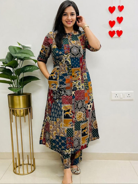 Sangria Women Ethnic Motifs Printed Regular Pure Cotton Kurta with Trousers